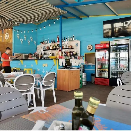 Atlantis & 4 Swimming Pools & & شقة *