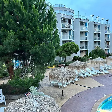 Atlantis Resort&4 Swimming Pools&spa&апартамент Апартамент *