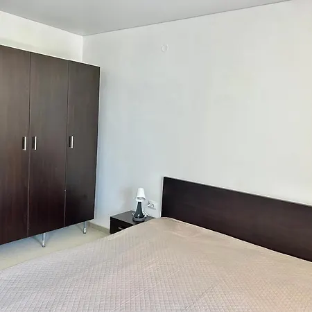 Atlantis & 4 Swimming Pools & & شقة