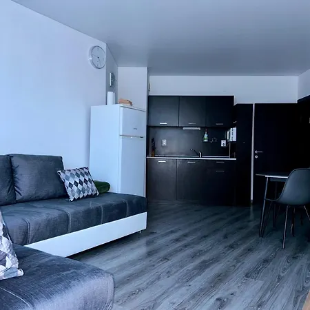 Atlantis & 4 Swimming Pools & & شقة بورغاس