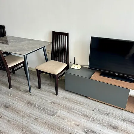 Atlantis & 4 Swimming Pools & & * 布尔加斯