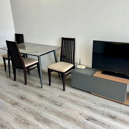 Atlantis & 4 Swimming Pools & & Appartement *