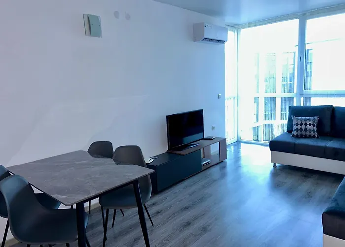 Atlantis Resort&4 Swimming Pools&spa&апартамент Бургас